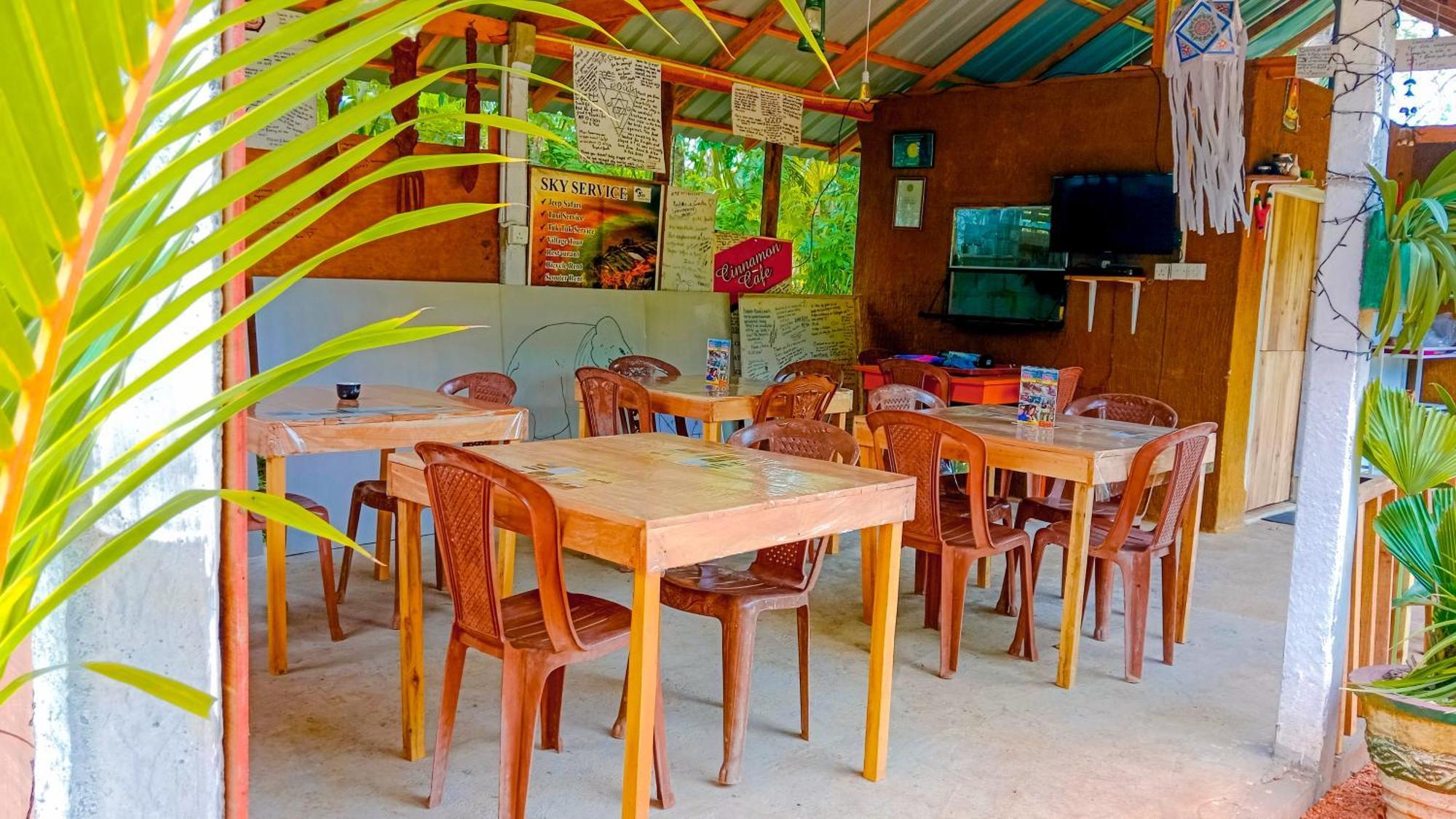 Sigiri Sky Home & Treehouse Sigiriya Buitenkant foto